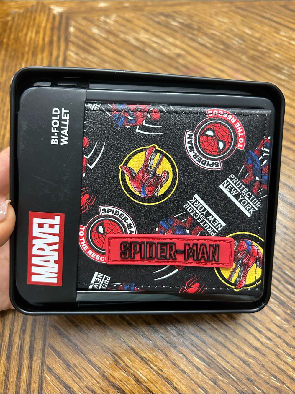 Limited edition Marvel Spider-Man men’s bi-fold Wallet